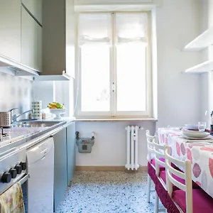Apartment A Due Passi Dal Duomo, Parma